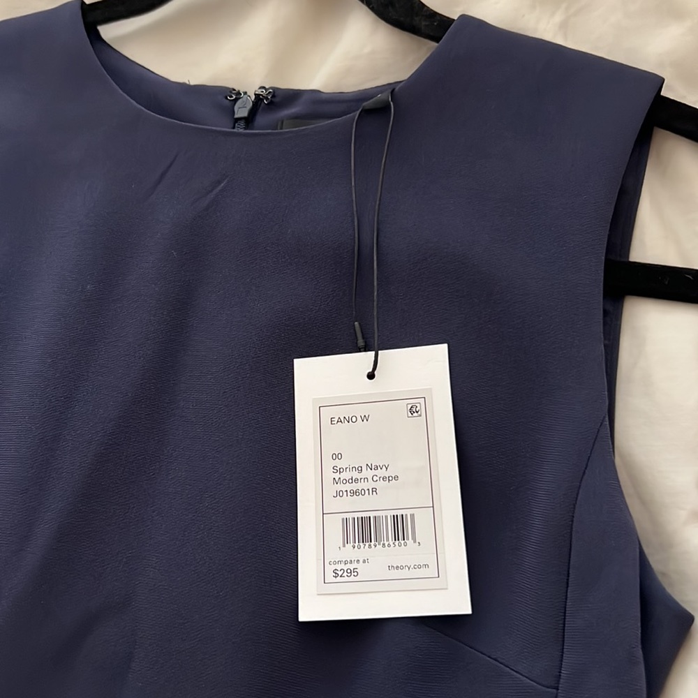 NWT Theory spring navy modern crepe dress